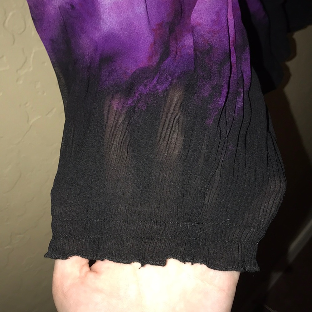 Top - Picture 4 of 4